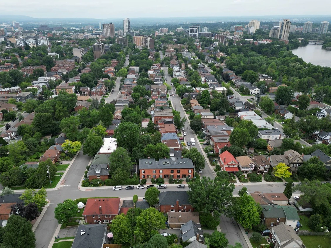 Living in Sandy Hill: Where Heritage Meets Student Energy (2025 Guide)