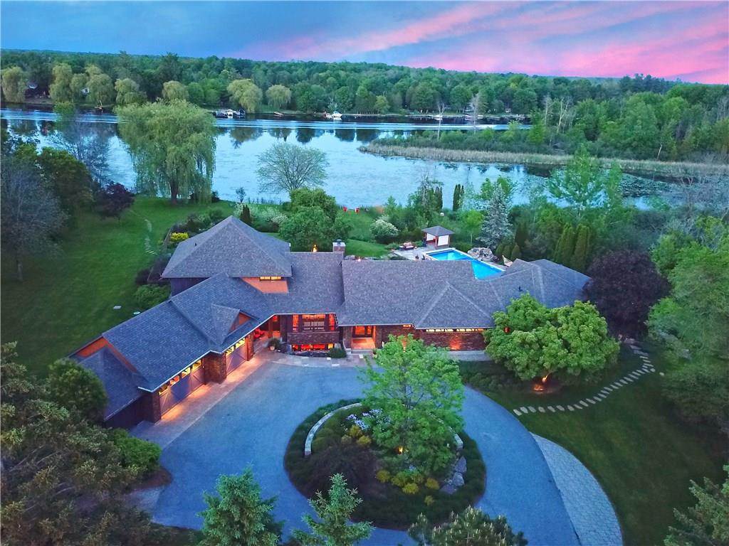 Living in Gloucester Glen: Riverside Serenity Close to the City