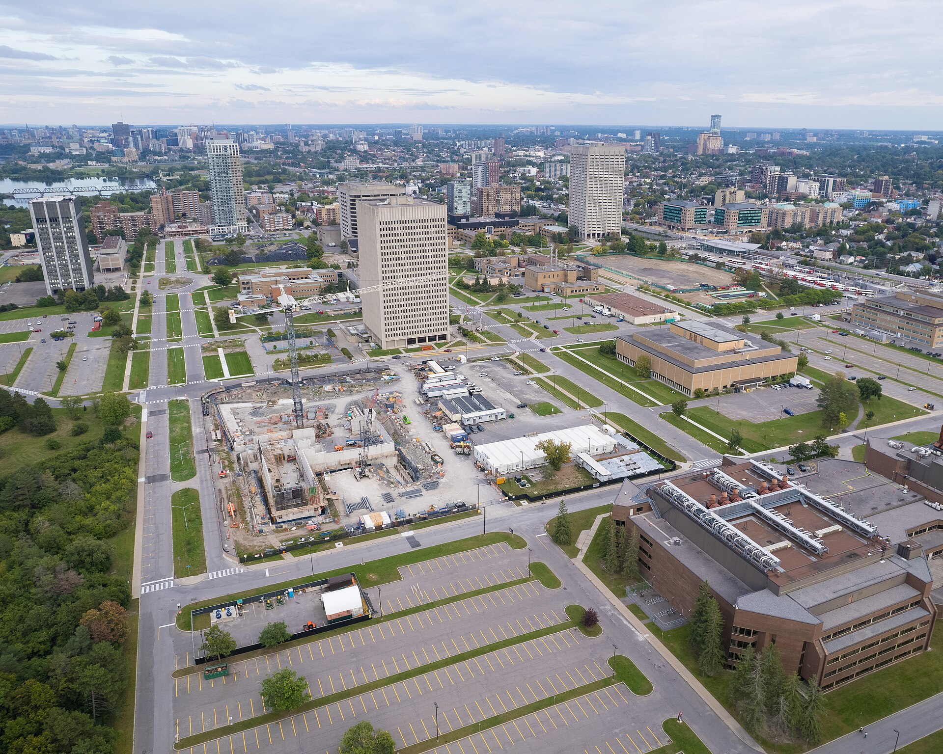 🚆 Living in Tunney’s Pasture: Transit Hub Meets Urban Living
